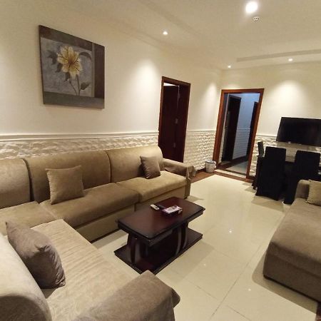 Celine Al Motamaiza Furnished Apartment Τζέντα Εξωτερικό φωτογραφία